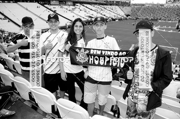 Buy your photos of the eventCorinthians X Fluminense - Brasileir�o on Fotop