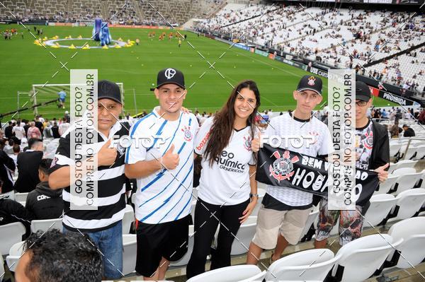 Buy your photos of the eventCorinthians X Fluminense - Brasileir�o on Fotop