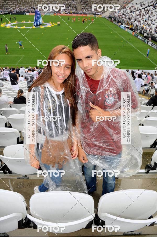 Buy your photos of the eventCorinthians X Fluminense - Brasileir�o on Fotop