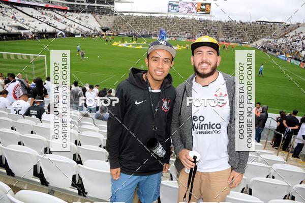 Buy your photos of the eventCorinthians X Fluminense - Brasileir�o on Fotop