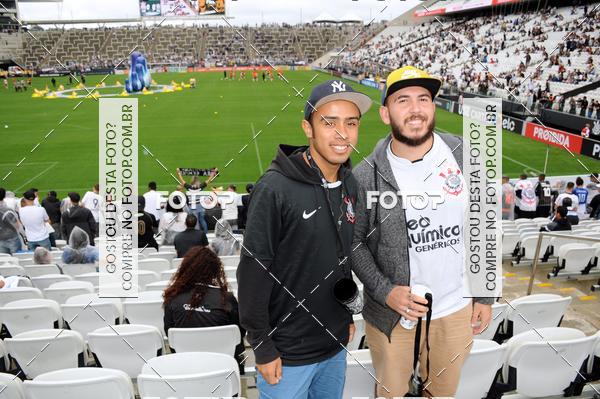 Buy your photos of the eventCorinthians X Fluminense - Brasileir�o on Fotop