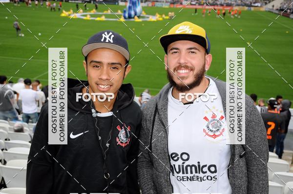 Buy your photos of the eventCorinthians X Fluminense - Brasileir�o on Fotop