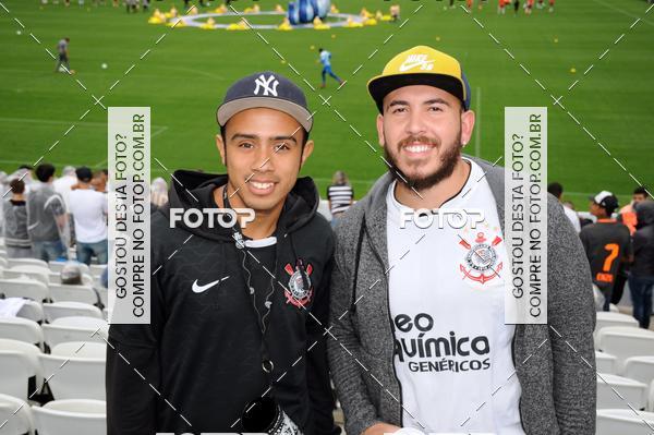 Buy your photos of the eventCorinthians X Fluminense - Brasileir�o on Fotop