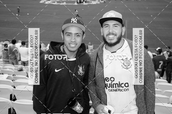 Buy your photos of the eventCorinthians X Fluminense - Brasileir�o on Fotop
