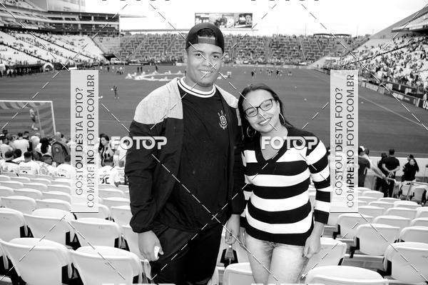 Buy your photos of the eventCorinthians X Fluminense - Brasileir�o on Fotop