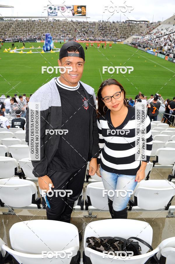 Buy your photos of the eventCorinthians X Fluminense - Brasileir�o on Fotop