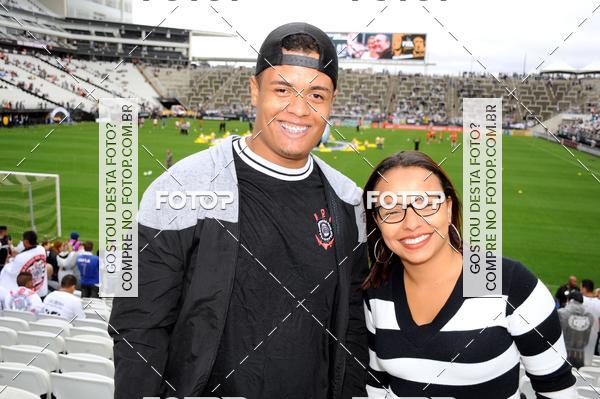Buy your photos of the eventCorinthians X Fluminense - Brasileir�o on Fotop