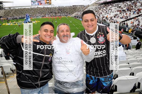 Buy your photos of the eventCorinthians X Fluminense - Brasileir�o on Fotop