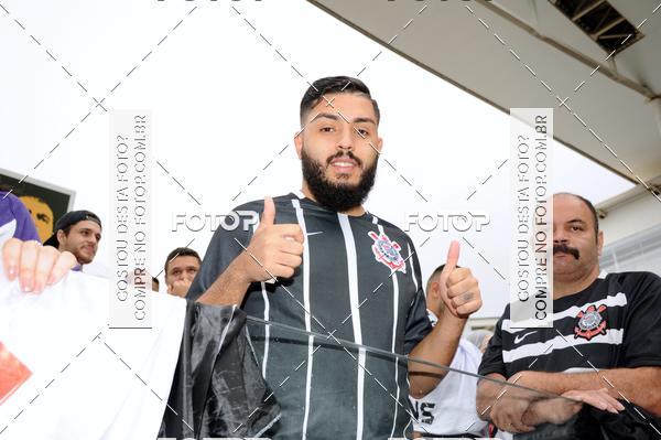 Buy your photos of the eventCorinthians X Fluminense - Brasileir�o on Fotop