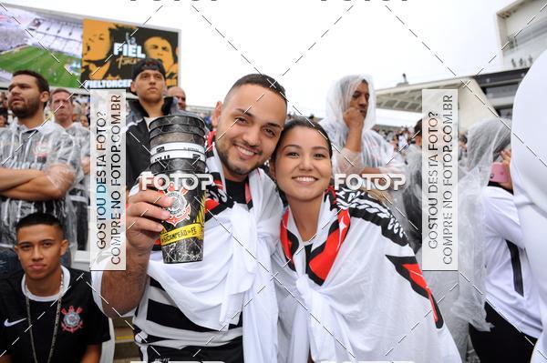 Buy your photos of the eventCorinthians X Fluminense - Brasileir�o on Fotop