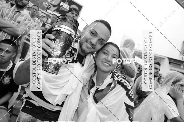 Buy your photos of the eventCorinthians X Fluminense - Brasileir�o on Fotop