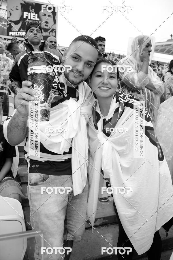 Buy your photos of the eventCorinthians X Fluminense - Brasileir�o on Fotop