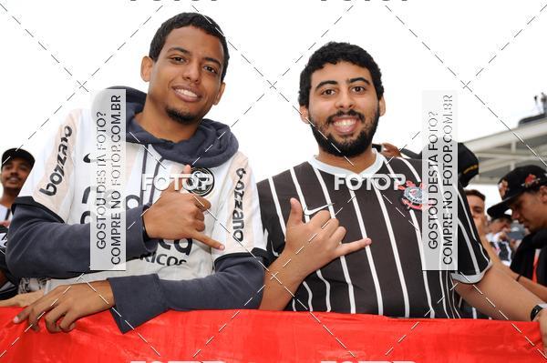 Buy your photos of the eventCorinthians X Fluminense - Brasileir�o on Fotop