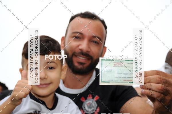 Buy your photos of the eventCorinthians X Fluminense - Brasileir�o on Fotop