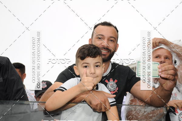 Buy your photos of the eventCorinthians X Fluminense - Brasileir�o on Fotop