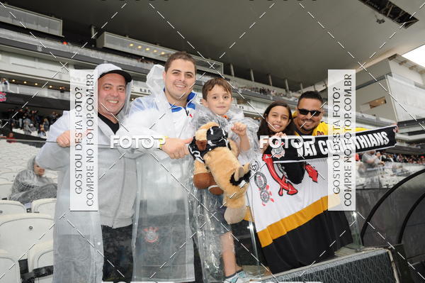 Buy your photos of the eventCorinthians X Fluminense - Brasileir�o on Fotop