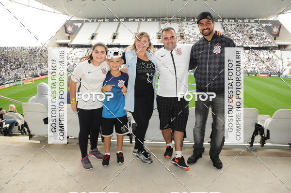 Buy your photos of the eventCorinthians X Fluminense - Brasileir�o on Fotop