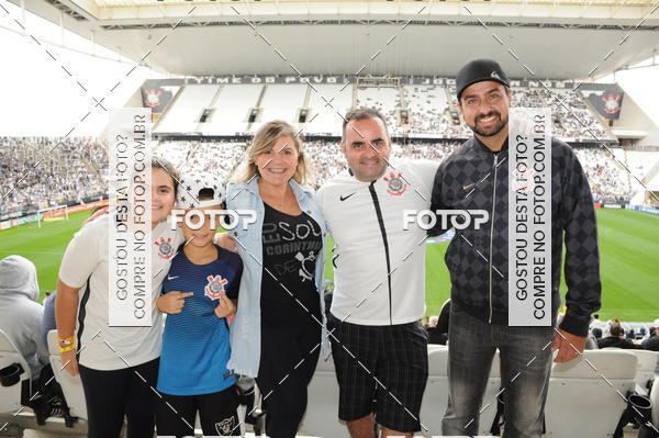 Buy your photos of the eventCorinthians X Fluminense - Brasileir�o on Fotop