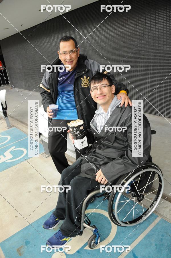 Buy your photos of the eventCorinthians X Fluminense - Brasileir�o on Fotop