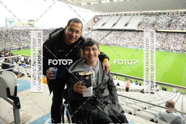 Buy your photos of the eventCorinthians X Fluminense - Brasileir�o on Fotop