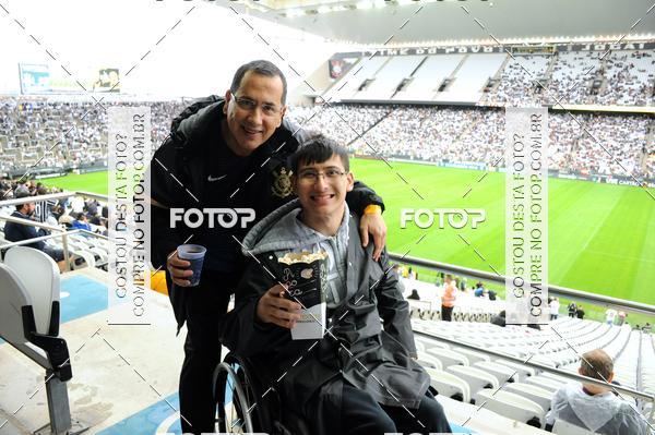 Buy your photos of the eventCorinthians X Fluminense - Brasileir�o on Fotop