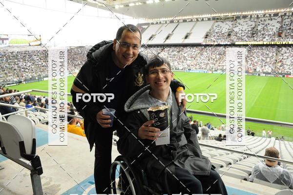 Buy your photos of the eventCorinthians X Fluminense - Brasileir�o on Fotop