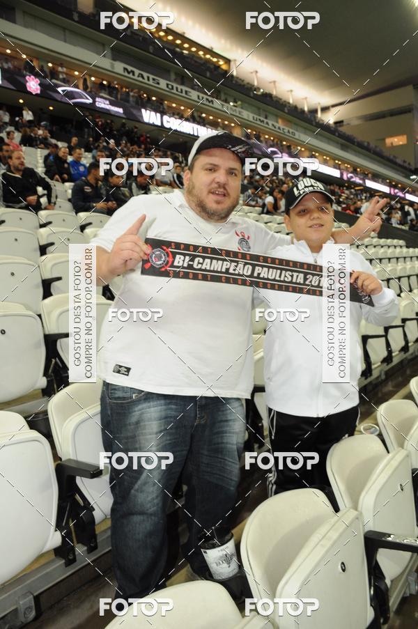 Buy your photos of the eventCorinthians X Fluminense - Brasileir�o on Fotop