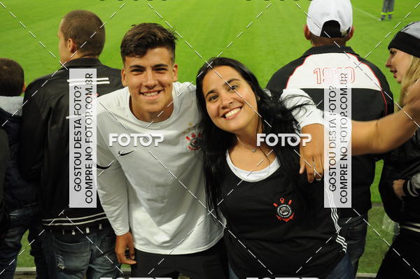 Buy your photos of the eventCorinthians X Fluminense - Brasileir�o on Fotop