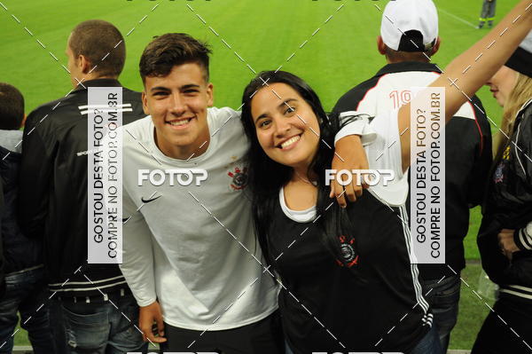 Buy your photos of the eventCorinthians X Fluminense - Brasileir�o on Fotop