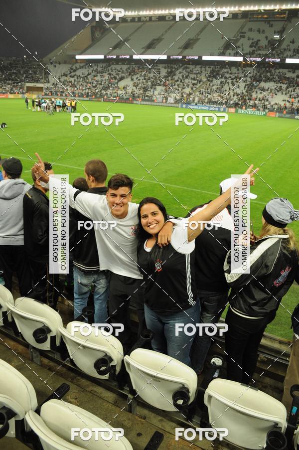 Buy your photos of the eventCorinthians X Fluminense - Brasileir�o on Fotop