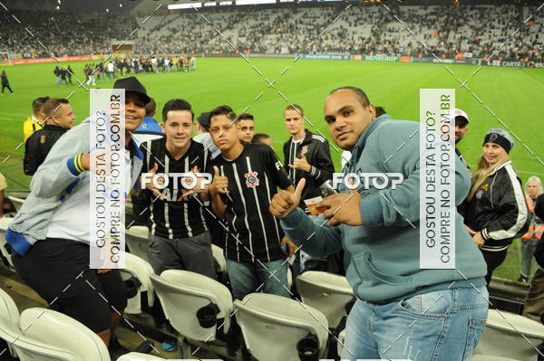 Buy your photos of the eventCorinthians X Fluminense - Brasileir�o on Fotop