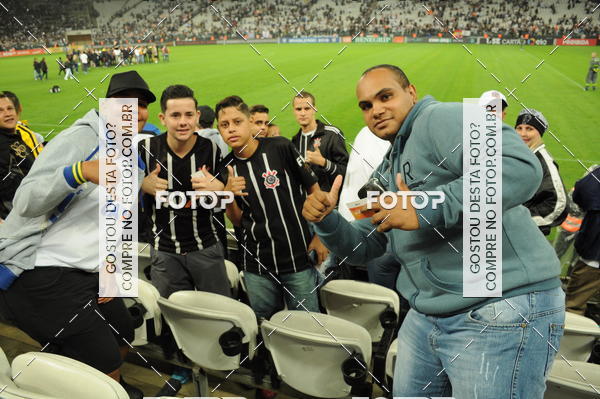 Buy your photos of the eventCorinthians X Fluminense - Brasileir�o on Fotop
