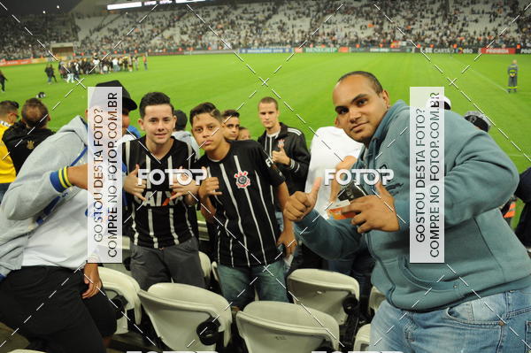 Buy your photos of the eventCorinthians X Fluminense - Brasileir�o on Fotop