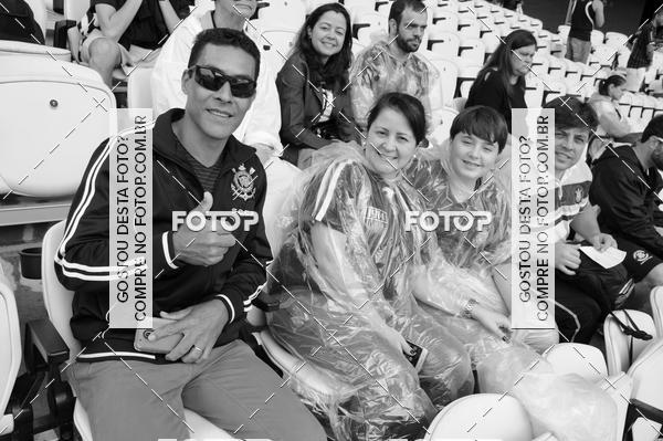 Buy your photos of the eventCorinthians X Fluminense - Brasileir�o on Fotop