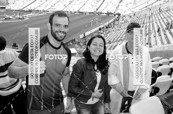 Buy your photos of the eventCorinthians X Fluminense - Brasileir�o on Fotop