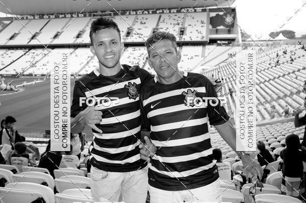 Buy your photos of the eventCorinthians X Fluminense - Brasileir�o on Fotop