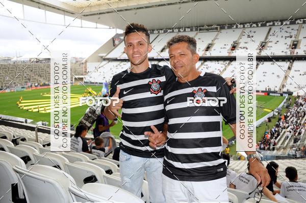 Buy your photos of the eventCorinthians X Fluminense - Brasileir�o on Fotop