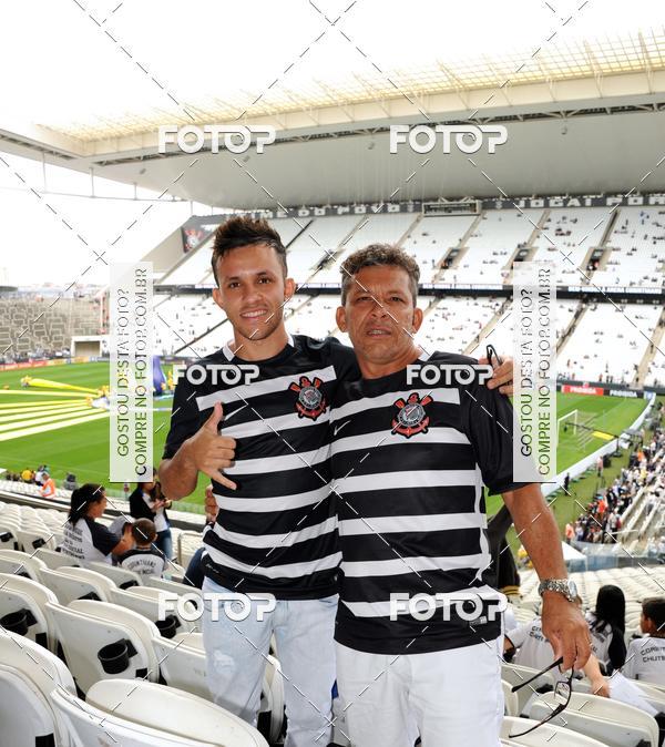 Buy your photos of the eventCorinthians X Fluminense - Brasileir�o on Fotop
