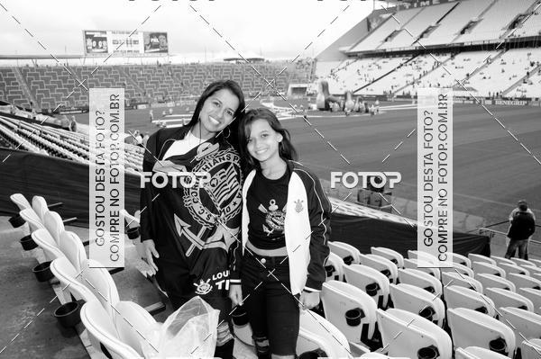 Buy your photos of the eventCorinthians X Fluminense - Brasileir�o on Fotop