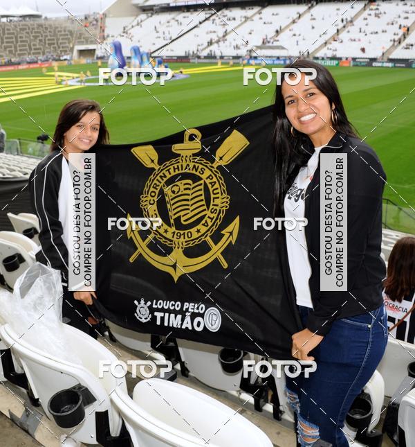 Buy your photos of the eventCorinthians X Fluminense - Brasileir�o on Fotop