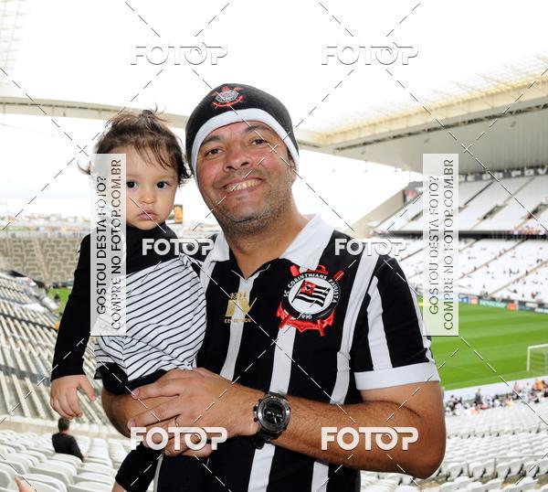 Buy your photos of the eventCorinthians X Fluminense - Brasileir�o on Fotop