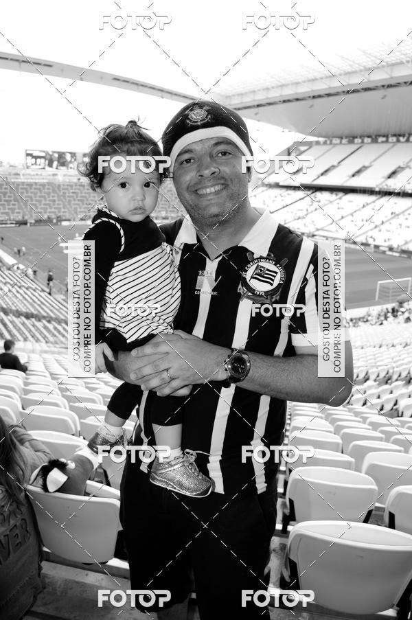 Buy your photos of the eventCorinthians X Fluminense - Brasileir�o on Fotop