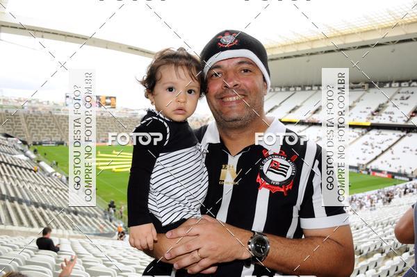 Buy your photos of the eventCorinthians X Fluminense - Brasileir�o on Fotop
