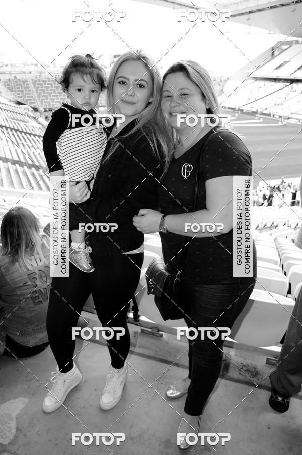 Buy your photos of the eventCorinthians X Fluminense - Brasileir�o on Fotop