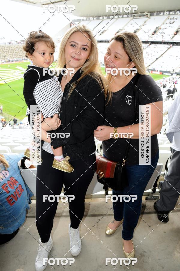 Buy your photos of the eventCorinthians X Fluminense - Brasileir�o on Fotop