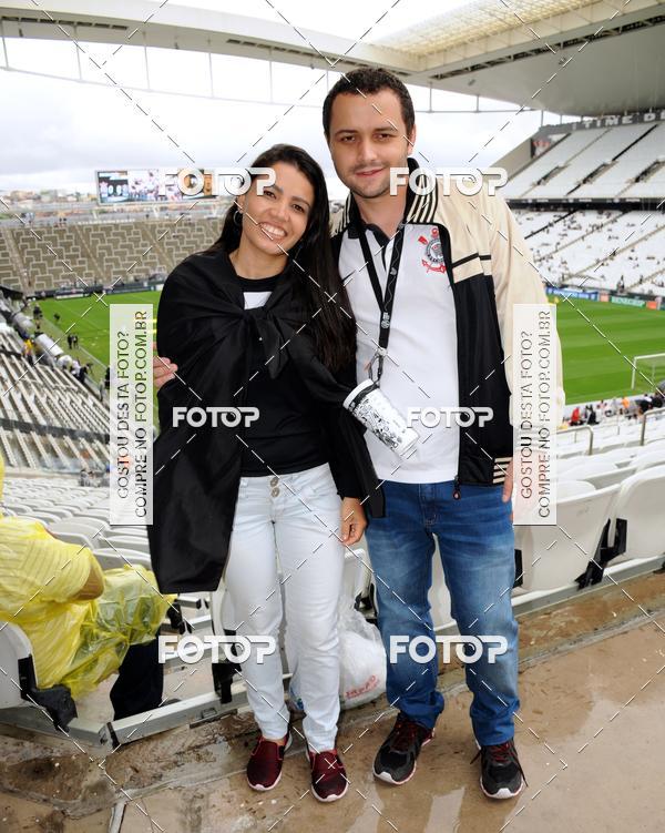 Buy your photos of the eventCorinthians X Fluminense - Brasileir�o on Fotop
