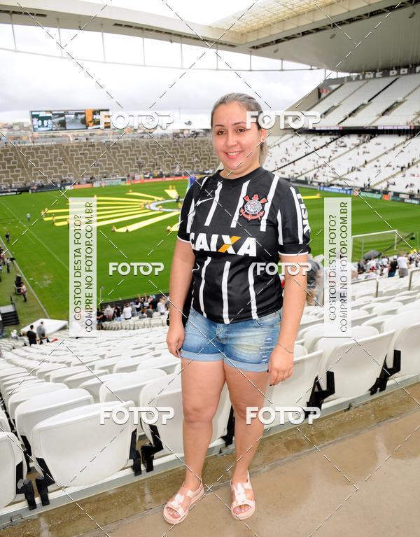 Buy your photos of the eventCorinthians X Fluminense - Brasileir�o on Fotop