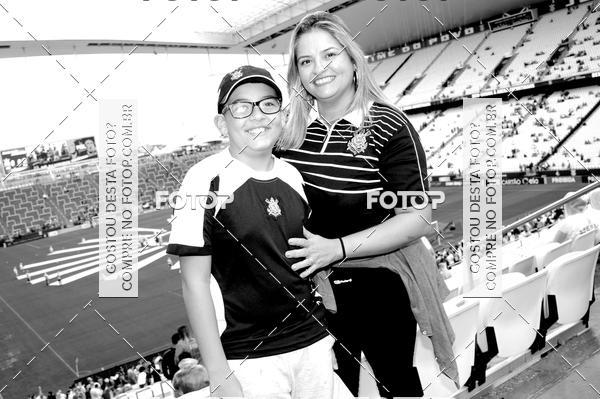 Buy your photos of the eventCorinthians X Fluminense - Brasileir�o on Fotop