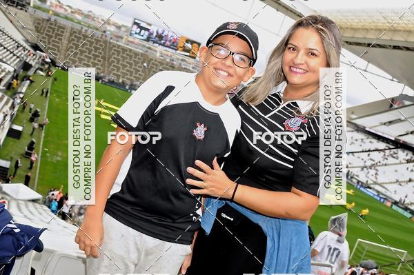 Buy your photos of the eventCorinthians X Fluminense - Brasileir�o on Fotop