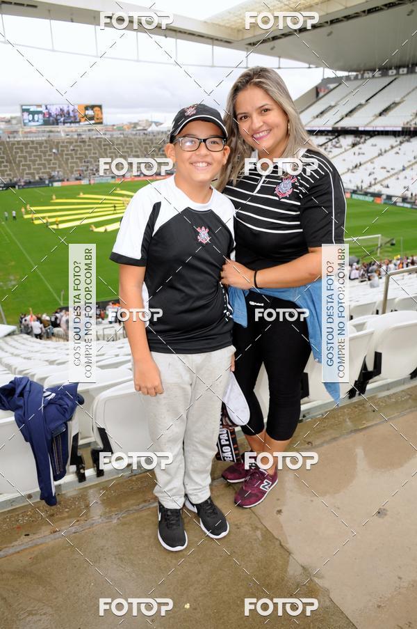 Buy your photos of the eventCorinthians X Fluminense - Brasileir�o on Fotop